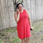 Alesia Galati dirige una agencia de gestión de podcasts de servicio completo. Ayuda a los consultores a lanzar y mantener podcasts que generen oportunidades de venta. Vive en la soleada Carolina del Norte con su esposo, dos niños pequeños y un cachorro de rescate. Puede encontrarla trabajando, caminando, persiguiendo a sus hijos o viendo Star Wars con su esposo.