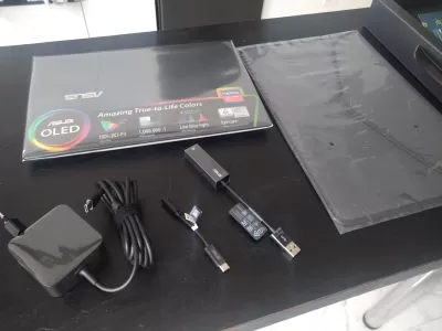 Avis sur le nouvel ordinateur portable 13 pouces Asus ZenBook : Asus ZenBook Unboxed
