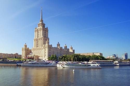 Best hotel to get free loyalty member reward nights in Moscow : Radisson Royal Hotel