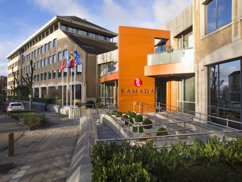 Best hotel to get free loyalty program reward nights in Brussels : Hotel Ramada Brussels Woluwe